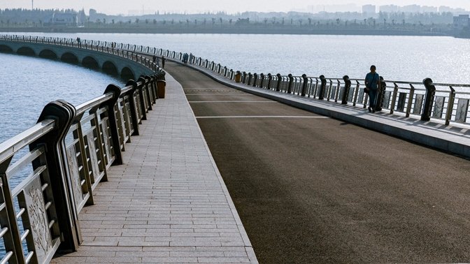 Dianshan Lake in Shanghai. (Source: Apple)