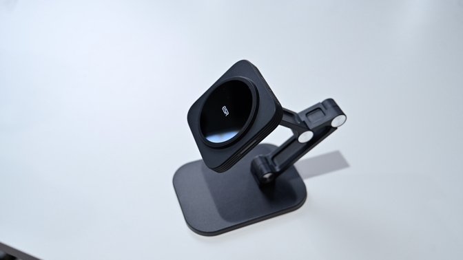 ESR Adjustable Wireless Charging Stand