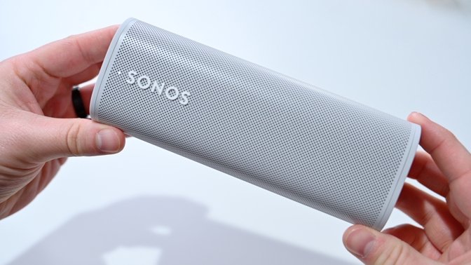 Sonos Roam has a compact design
