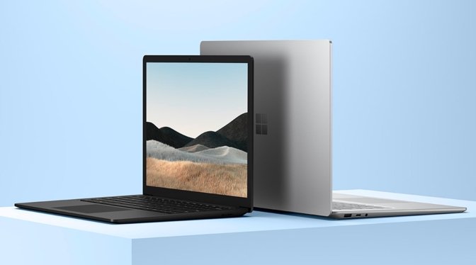 The Microsoft Surface Laptop 4 in 13.5-inch and 15-inch sizes.