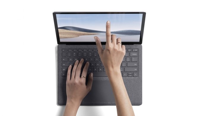 The Surface Laptop 4's screen has a 3:2 aspect ratio and touch support.