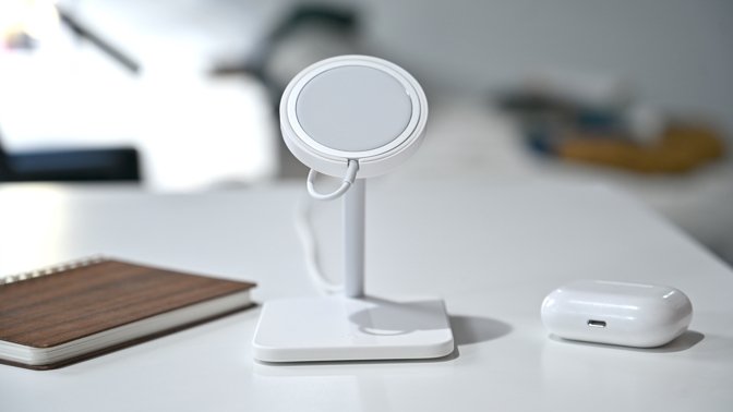Hands on: Twelve South Forte is a MagSafe charging stand for iPhone &  AirPods - iPhone Discussions on AppleInsider Forums