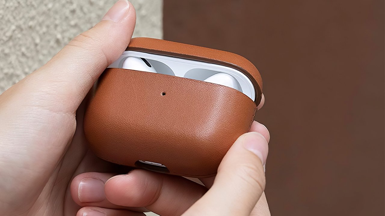 Native Union leather AirPods case