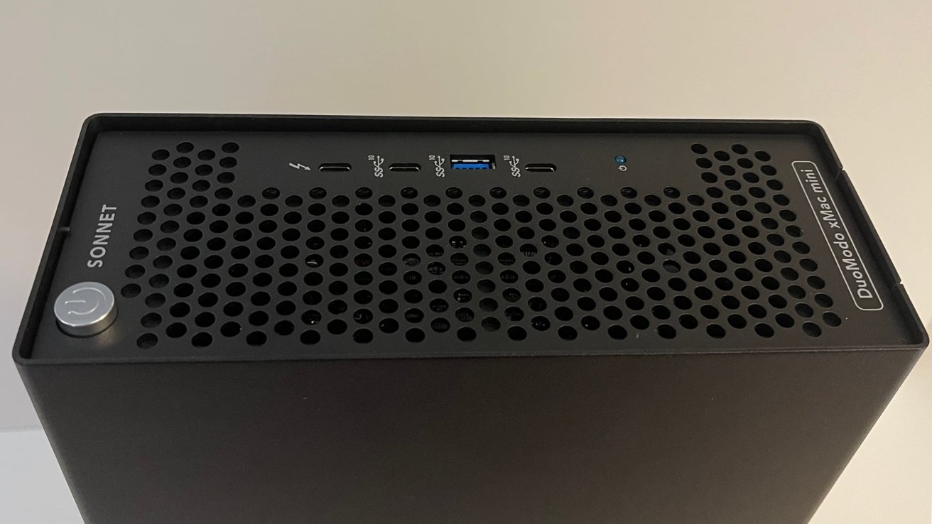 The front of the xMac mini Module includes a pass-through Thunderbolt 3 connection. 