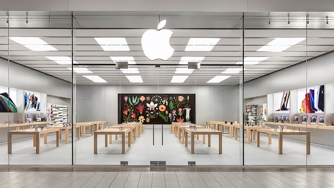 Apple Retail Store editorial image. Image of cellular - 89164755