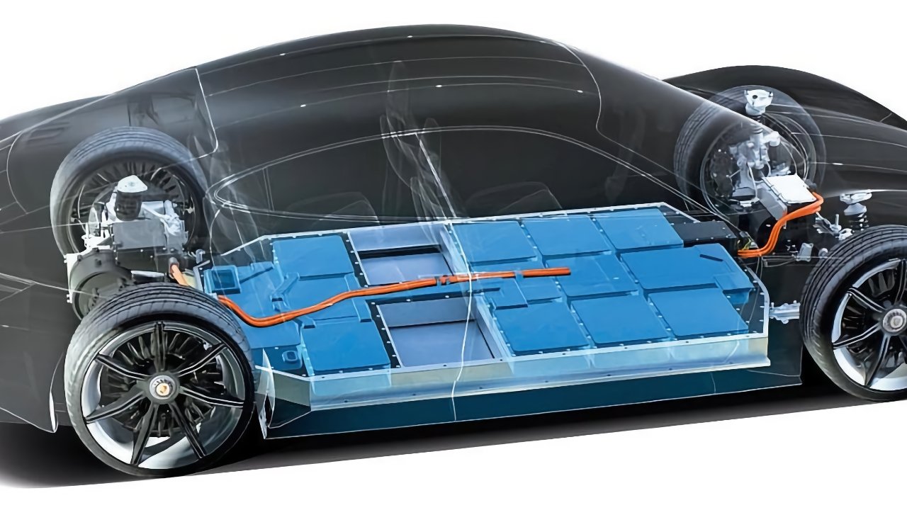 Porsche's 800-volt battery pack, located in the floor of the car.