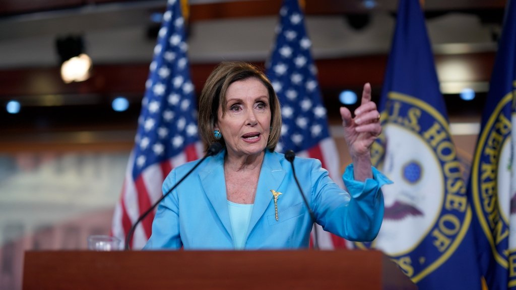 photo of House Speaker Nancy Pelosi told Tim Cook to let antitrust bills play out image