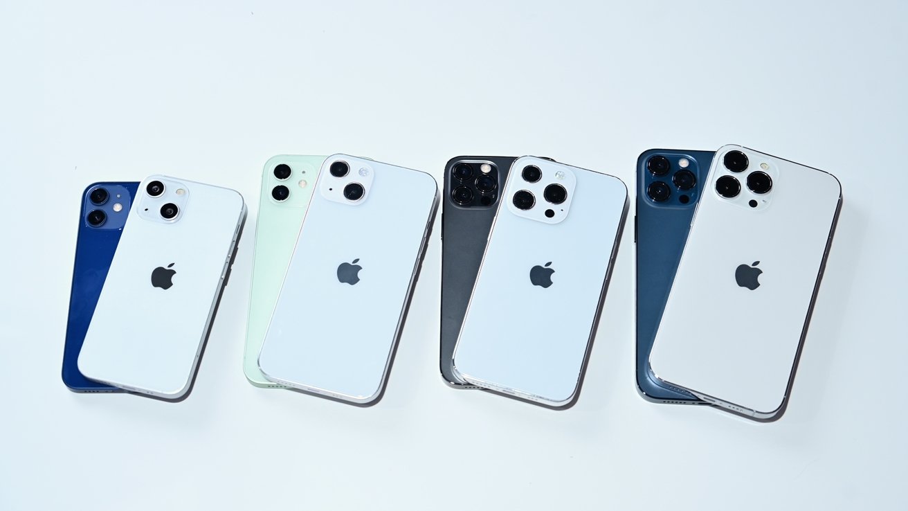 Comparing the iPhone 12 lineup to the iPhone 13 lineup