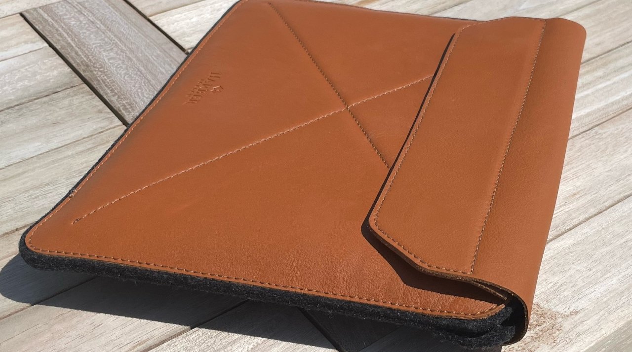 Harber Magnetic Envelope Sleeve evaluation: sturdy, versatile safety for the iPad Professional