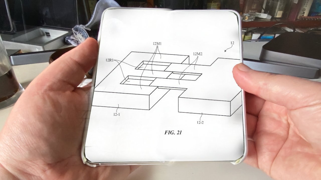 Expanding iPhone could use a sliding body design and a flexible screen