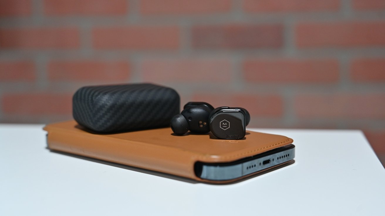 Master & Dynamic MW08 True Wireless Earphones (Black Ceramic/Matte Black CASE)