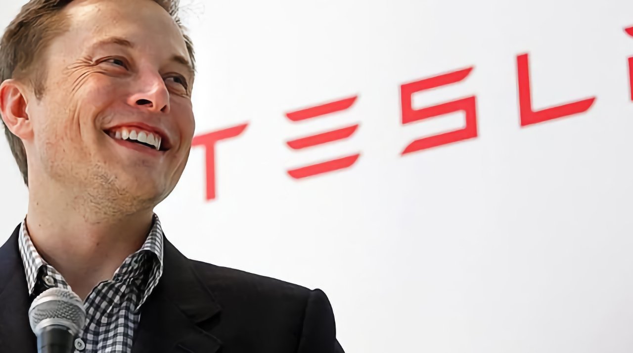 photo of Tesla's Elon Musk backs Epic, calls App Store fees a 'de facto global tax' image