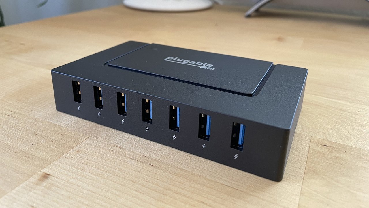 Plugable USB 2.0 7-Port Hub with 60W Power Adapter – Plugable