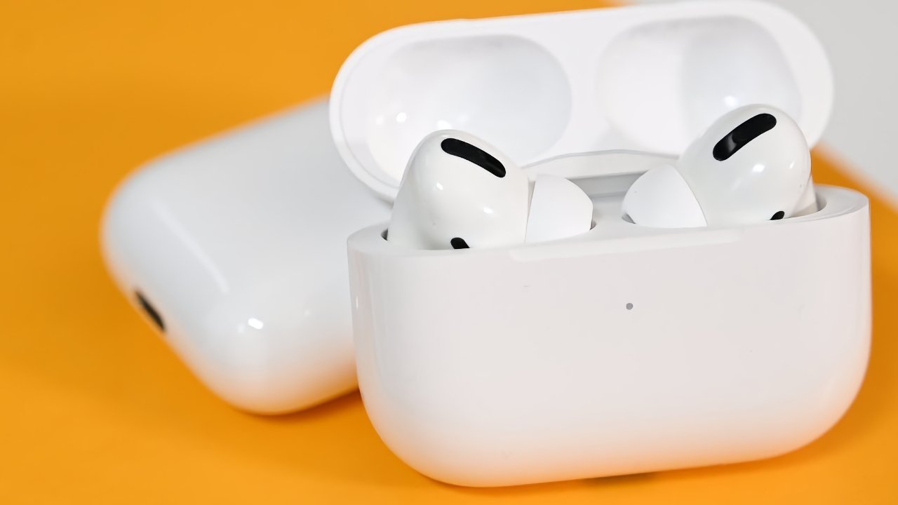 photo of AirPods Pro get Conversation Boost in latest beta firmware release image