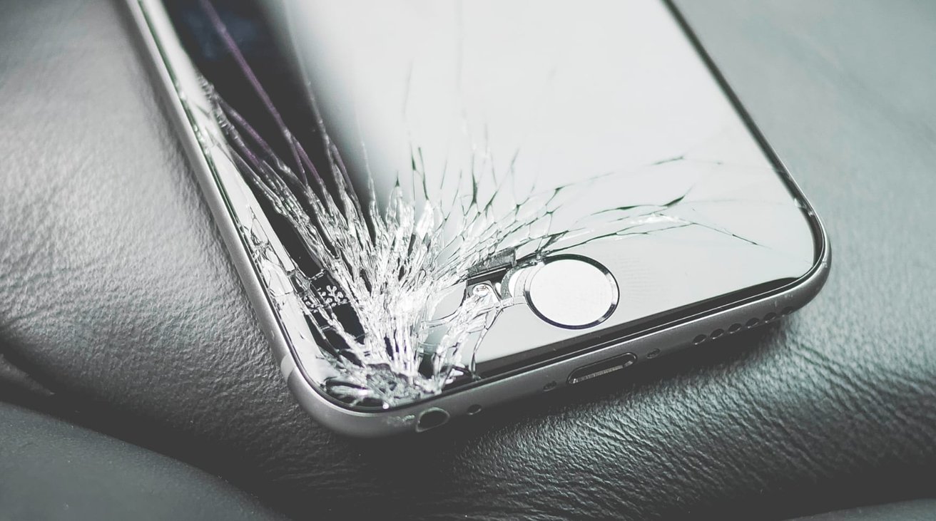 Future iPhones could automatically warn users of display cracks and damage  | AppleInsider