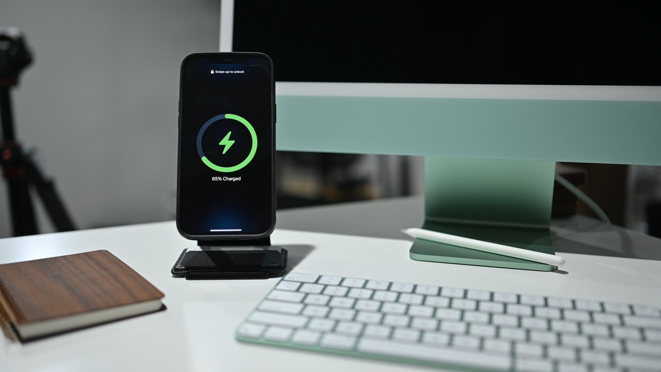 Mous  Wireless Charger Stand