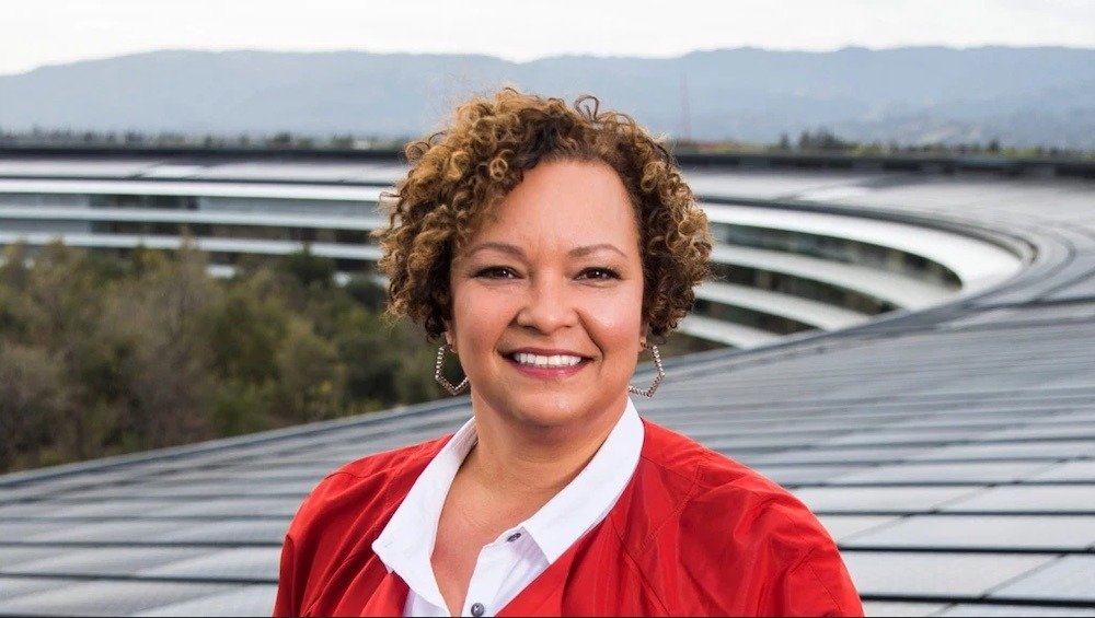 Lisa Jackson speaks about environment and privacy