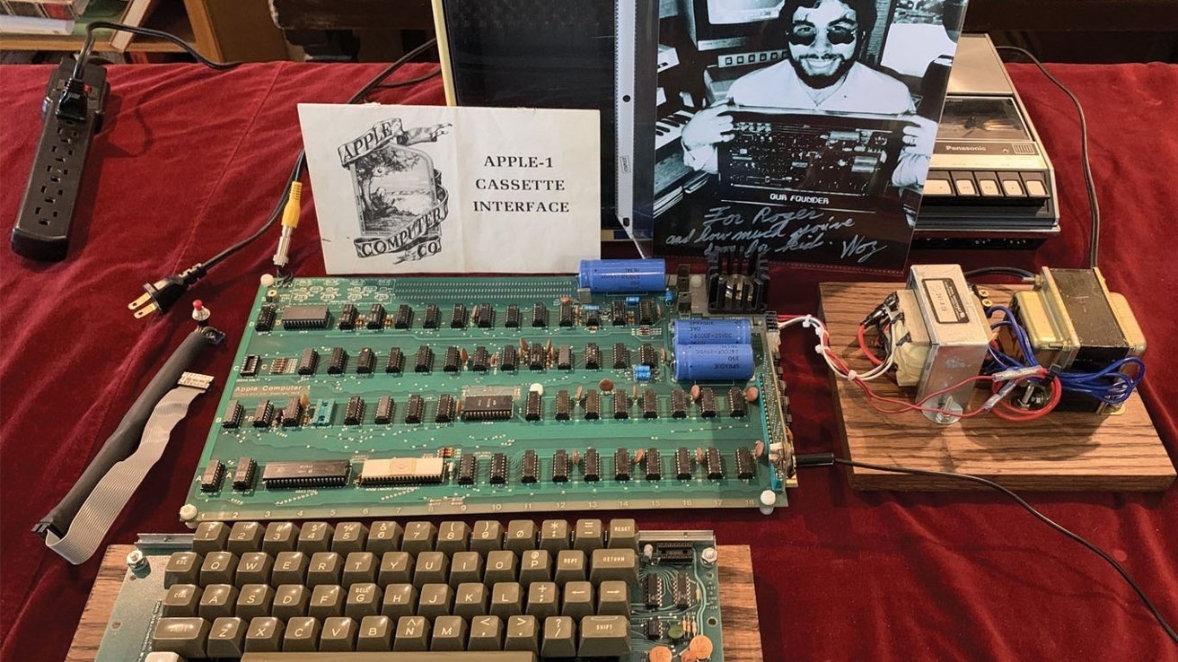 Original Apple-1 Computer Sells for $500,000 at Auction