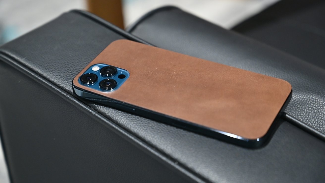 Чехол nomad iphone 13. Nomad Leather Skin.