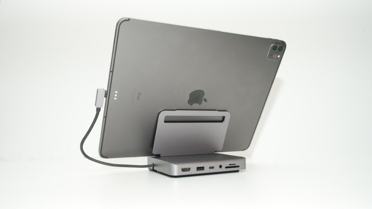 Satechi Aluminium USB-C Stand and Hub for Mac Mini