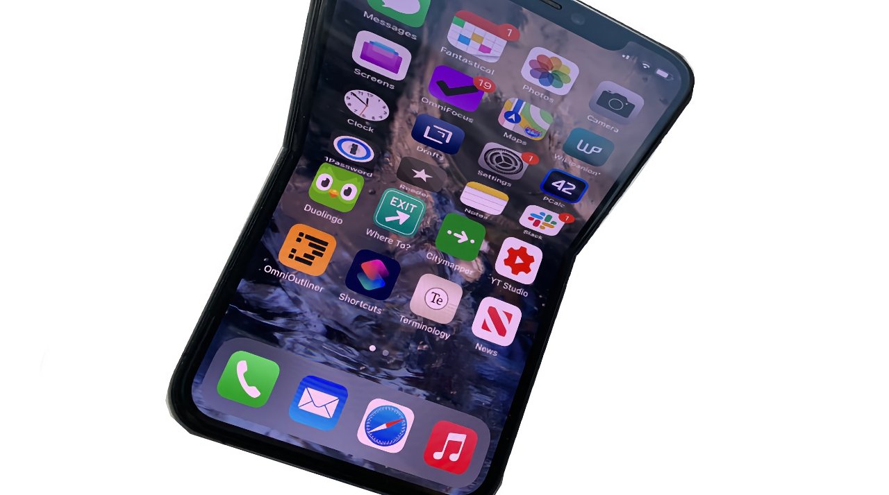 Future folding iPhones may use flexible batteries (Photo: William Gallagher)