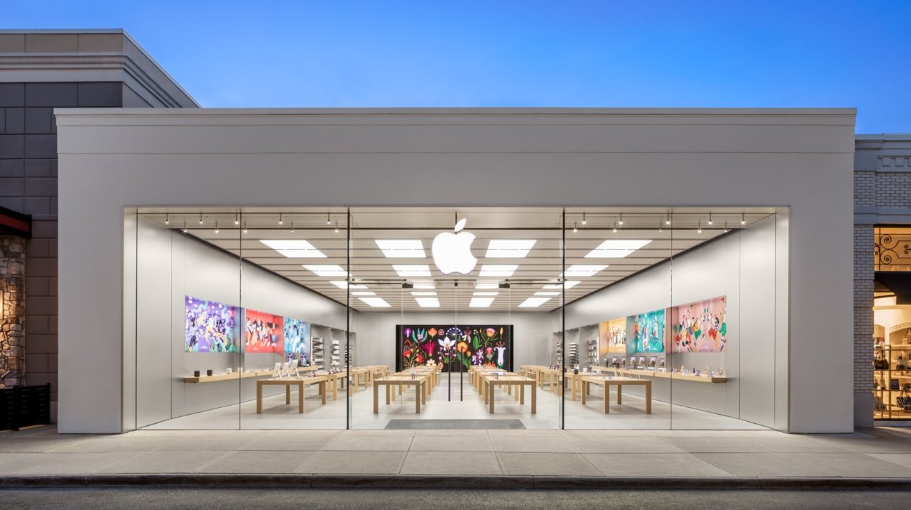 The Easton Town Apple Store in Ohio