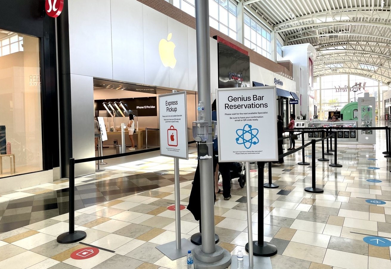 photo of Apple retail employees to get up to $1,000 bonus amid pay equity concerns image