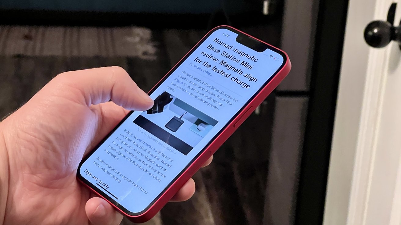 Reading Apple News on iPhone 13