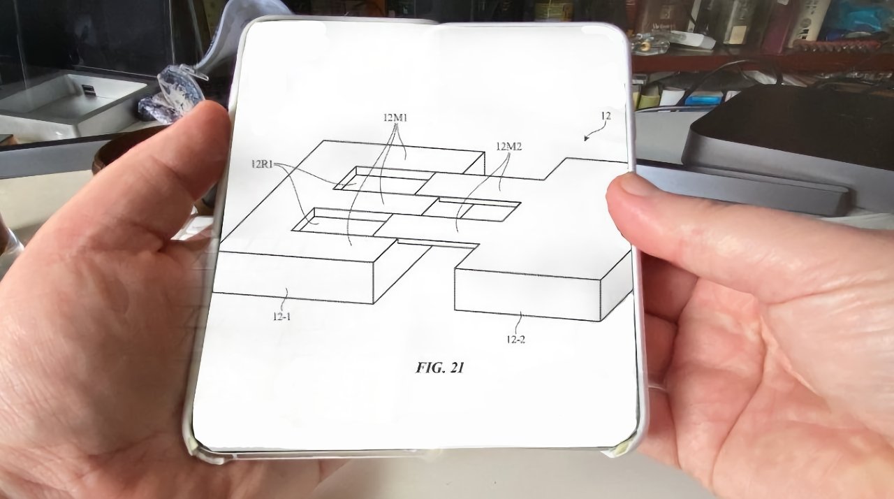 Mockup of a folding or expanding iPhone (Source: William Gallagher)
