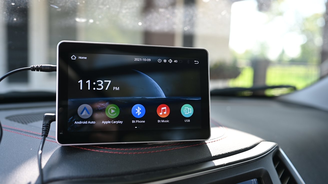 Intellidash Pro review: The easiest way to add wireless CarPlay to you –  CAR AND DRIVER