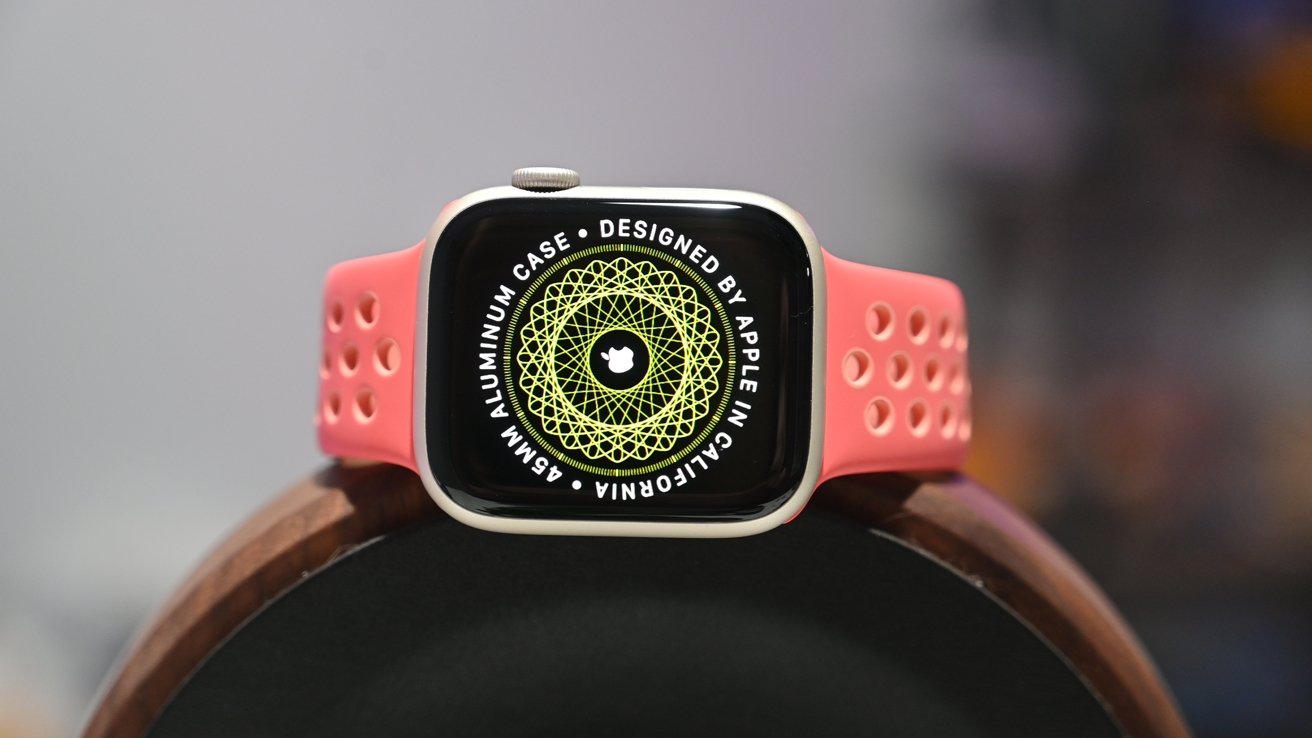 combinatie eenvoudig anker Hands on with the Nike Apple Watch Series 7 with the new Bounce face |  AppleInsider