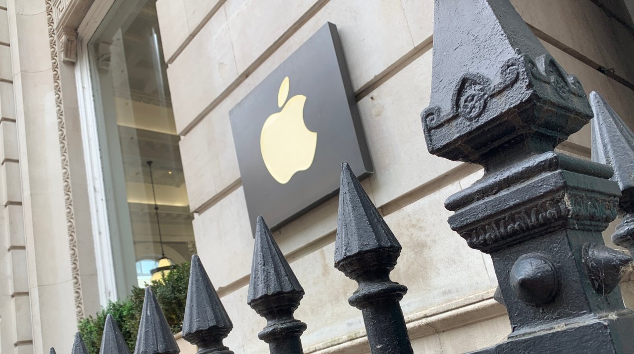 Apple Birmingham in the UK. Even international Apple Stores have stocks of the new MacBook Pro