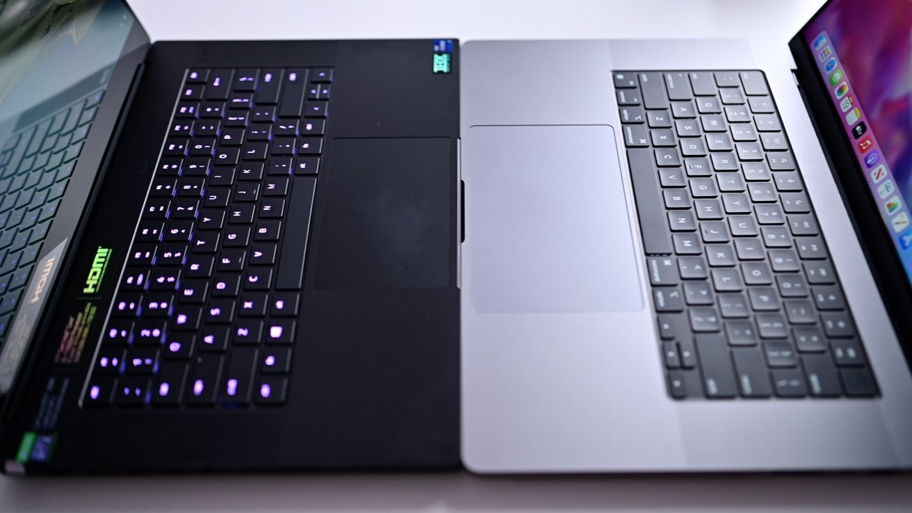 The keys are individually backlit on the Blade 15 Advanced, with full RGB capabilities. 