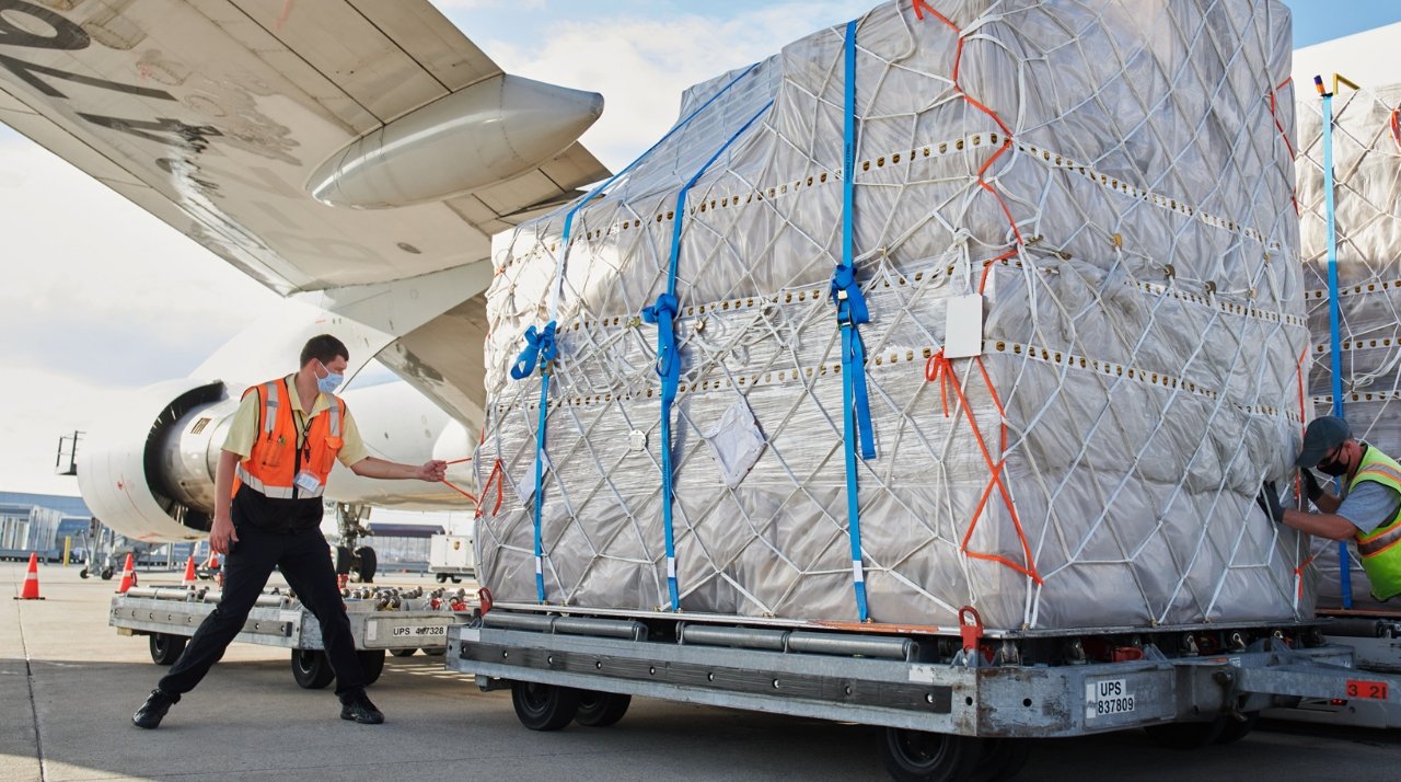 Apple relies heavily on air freight (here with iPhone 12) Source: Apple