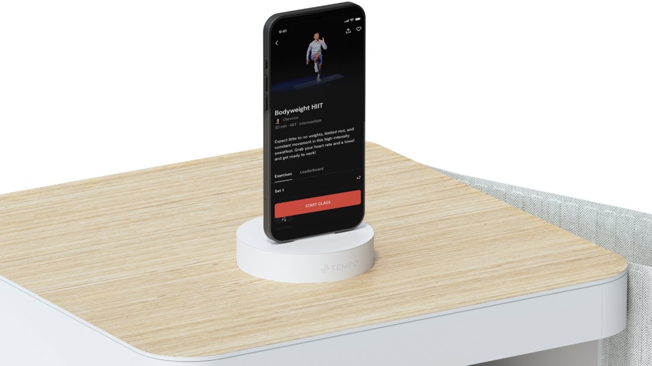 Tempo Move uses an iPhone to make a home gym setup $1000 cheaper