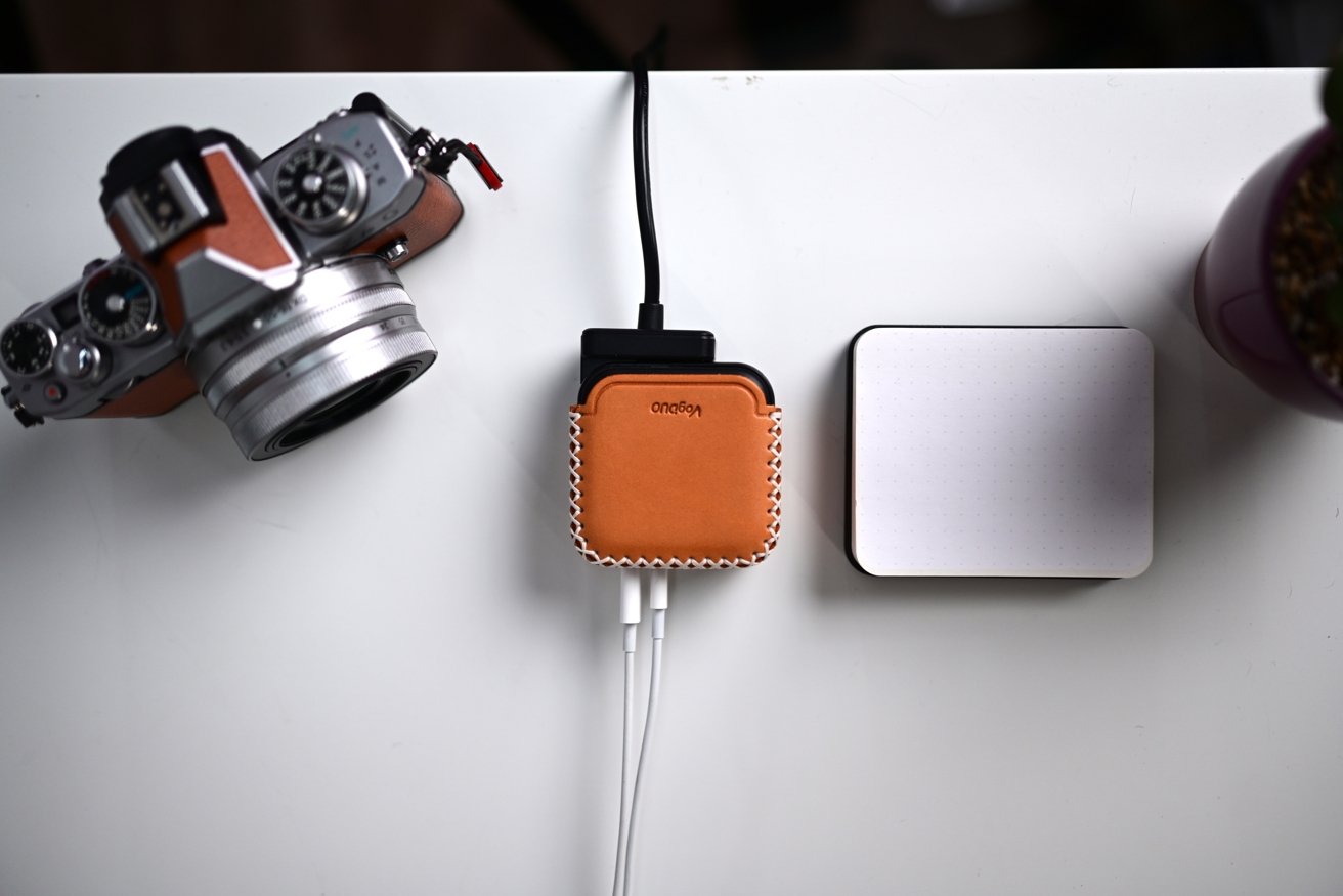 Check out the VogDUO GaN charger