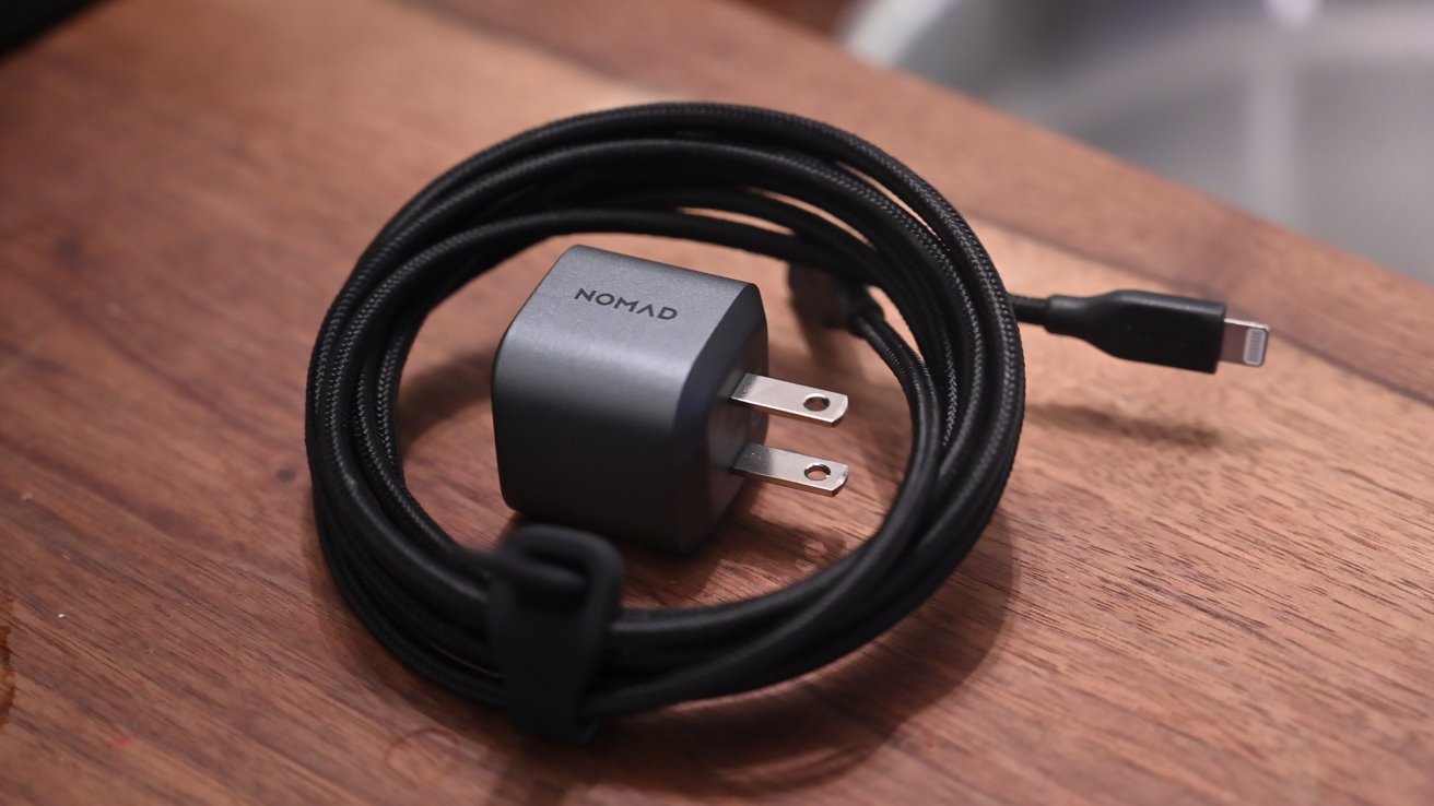 contact stad Lucht Nomad USB-C Sport cables and 30W Wall Charger review: Reliable, if  uninspired | AppleInsider