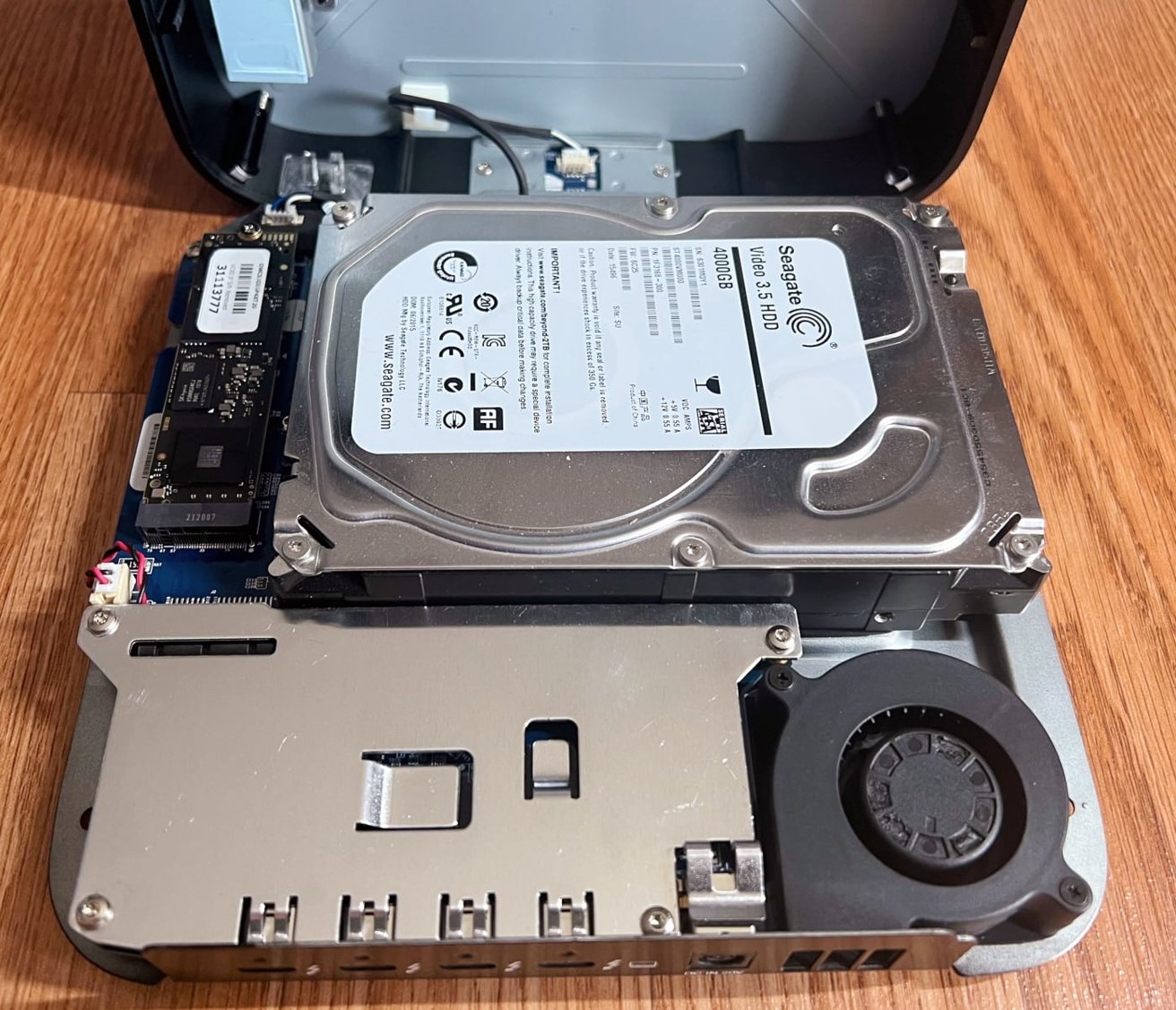 You can fit a 3.5-inch hard drive inside the enclosure, or alternatively an SSD, as well as an M.2 NVMe drive. 