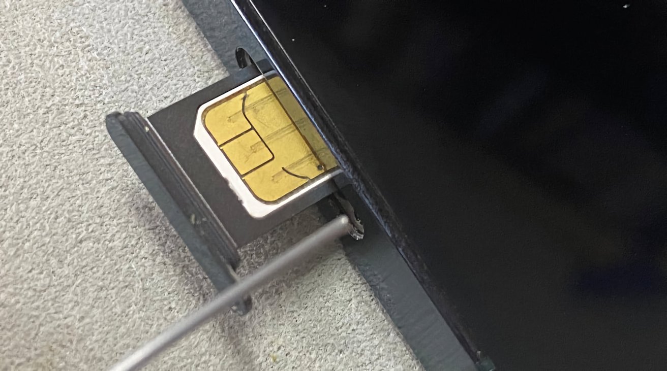 Iphone sim deals card tray