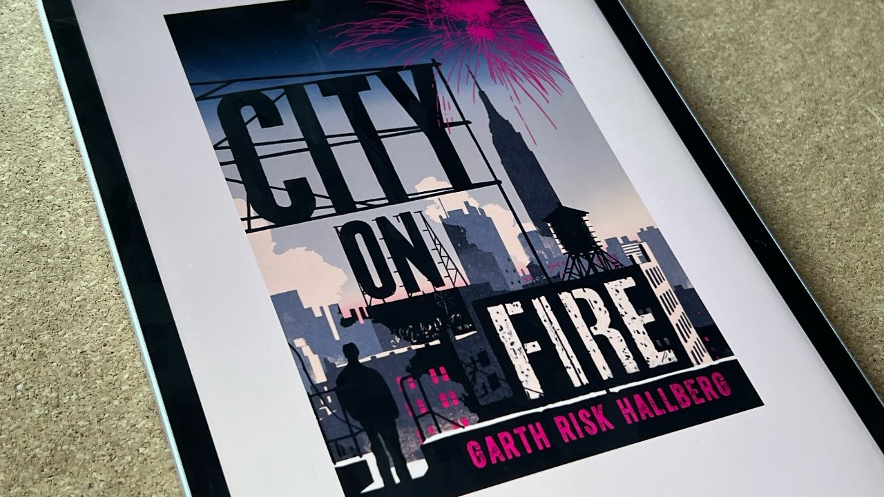 City on Fire by Hallberg, Garth Risk