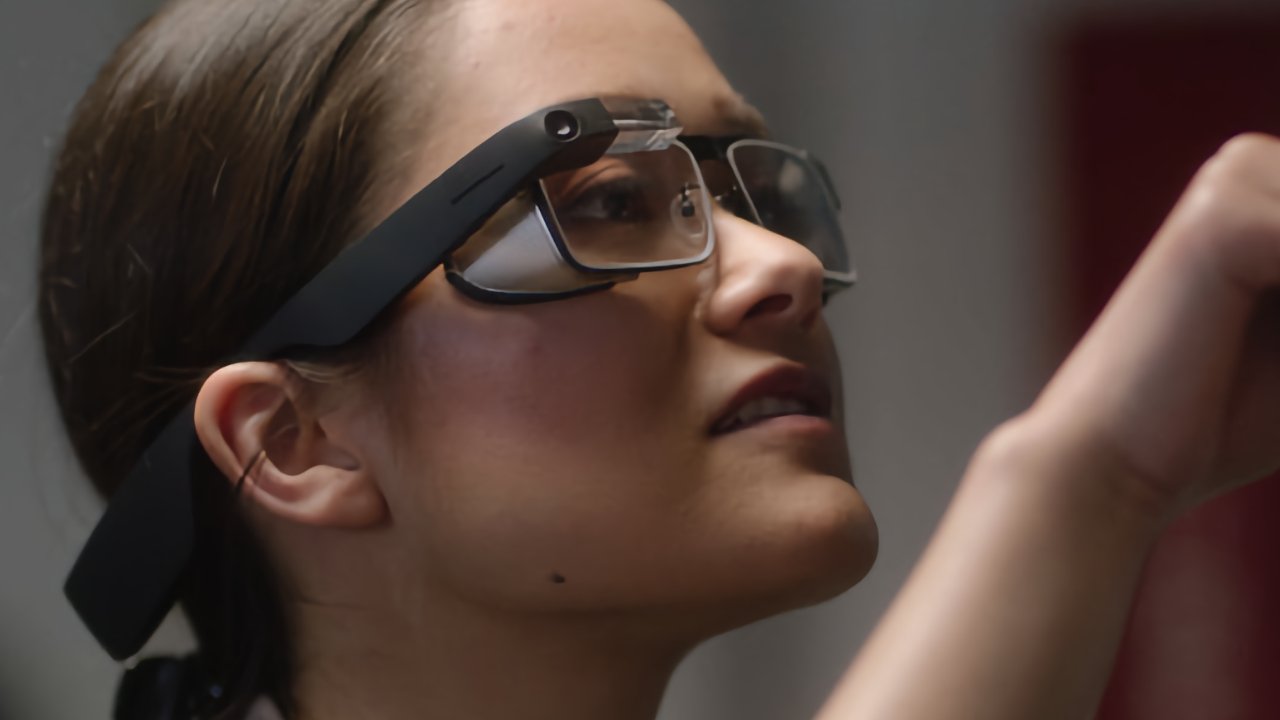 Google's enterprise Google Glass AR headset