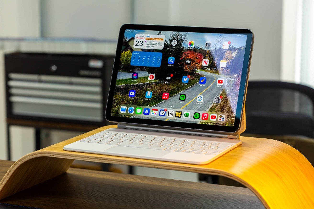 Apple Magic Keyboard review: Blurring the line between iPad and MacBook