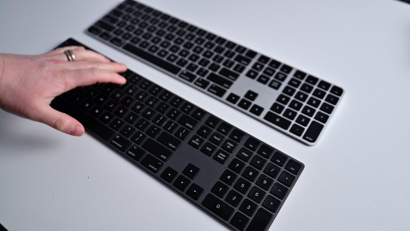 Hands on with Apple's new black and silver Magic Keyboard