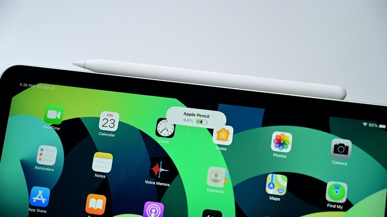 The iPad Air 5, along with the iPad Pro, uses the second-generation Apple Pencil.