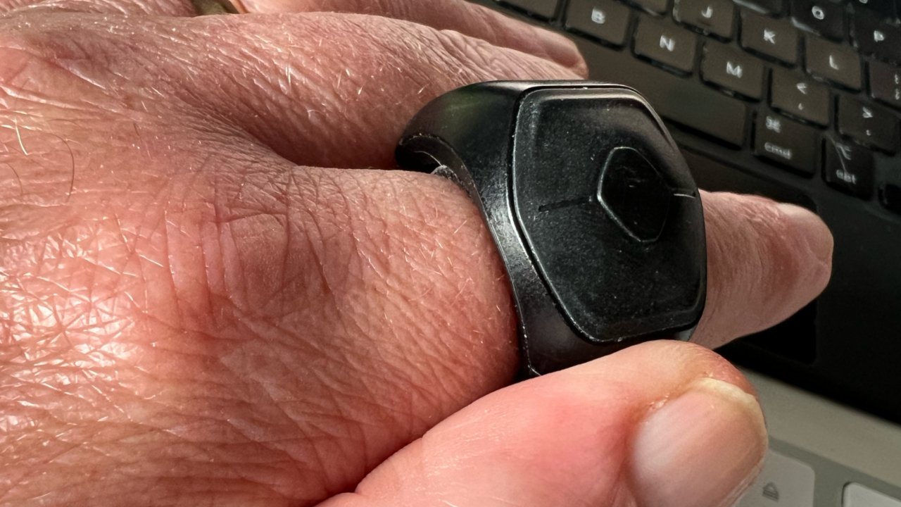 Wave for Work review: an ideal smart ring for presenters