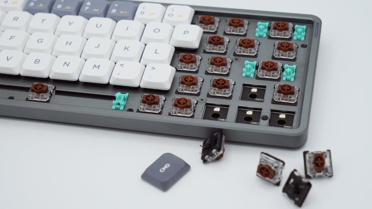 The Air60 has hot-swappable switches