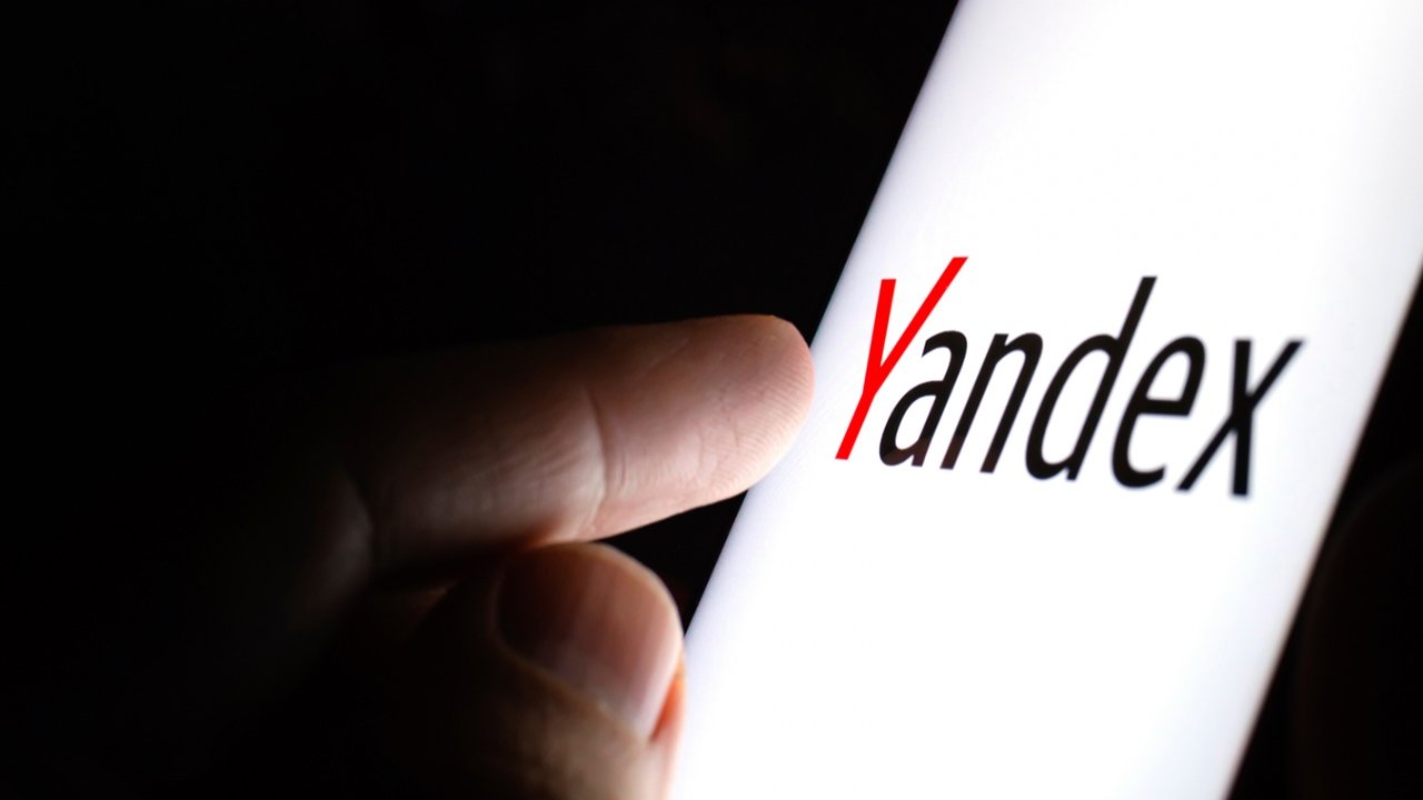 Yandex on a smartphone. Credit: SEO Journal