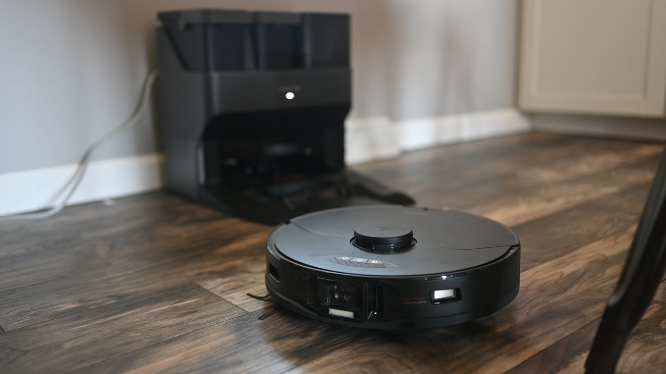 Roborock S7 MaxV Extremely evaluation: A Siri-controlled vacuum to scrub & mop your house