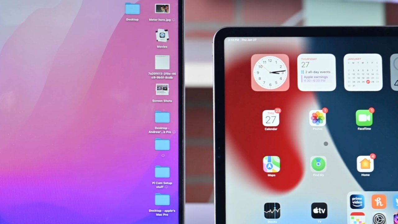 There isn't any clear reason why connecting an iPad to a Mac via Thunderbolt is buggy