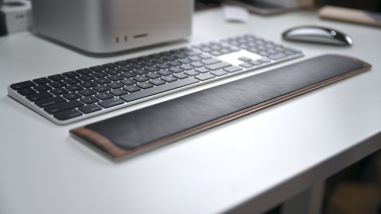 wrist pad desk